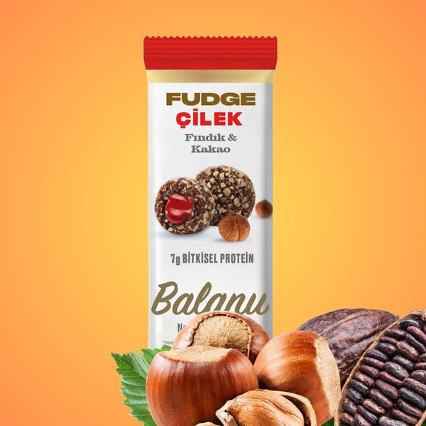 Fudge Fındık Kaplı Çilekli Bademli Meyve Topları 55g x 6 Adet